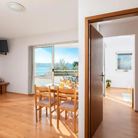Apartmán Tropicana Pool