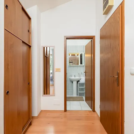 Tropicana Pool Apartmán Lokva Rogoznica