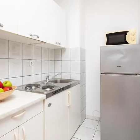 Tropicana Pool Apartmán Lokva Rogoznica