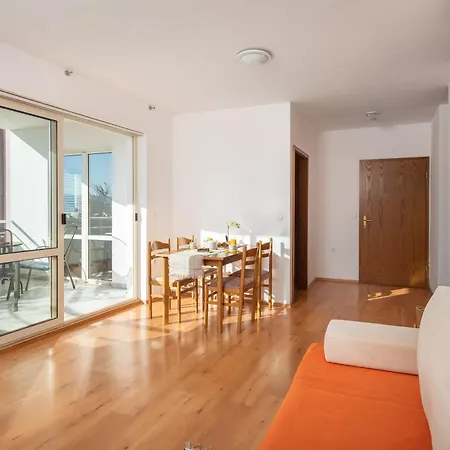 Apartmán Tropicana Pool *
