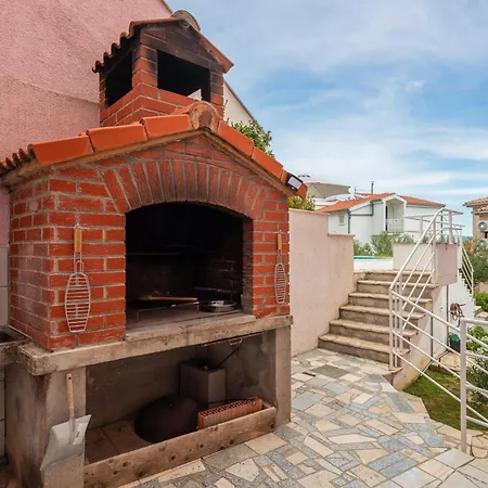 Tropicana Pool Apartmán Lokva Rogoznica